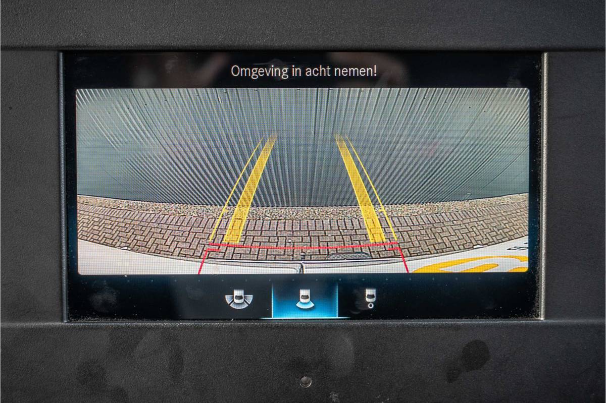 Mercedes-Benz Sprinter Mercedes-Benz Sprinter **317 CDI L2H2 | Automaat | 3-Zits | Camera | Carplay | Mbux | Climatronic | Trekhaak**