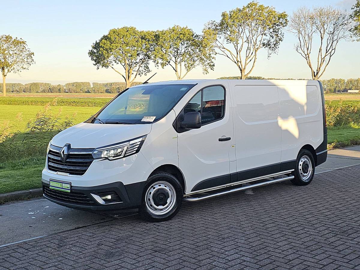 Renault Trafic RENAULT TRAFIC 2.0 DCI l2h1 camera 136pk!!