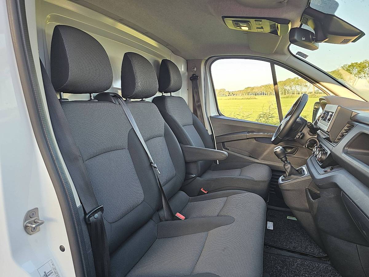 Renault Trafic RENAULT TRAFIC 2.0 DCI l2h1 camera 136pk!!