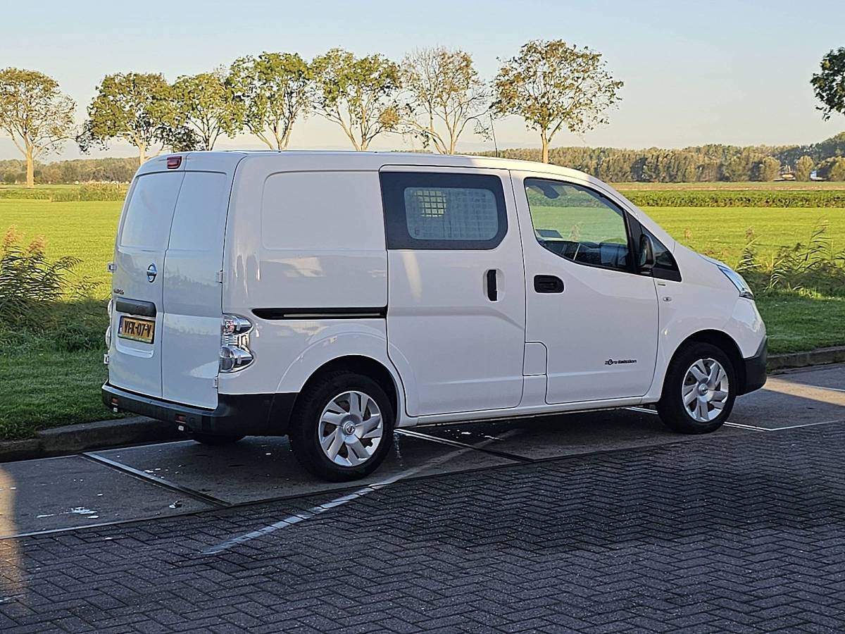 Nissan e-NV200 NISSAN E-NV200 l1 nap 200km wltp