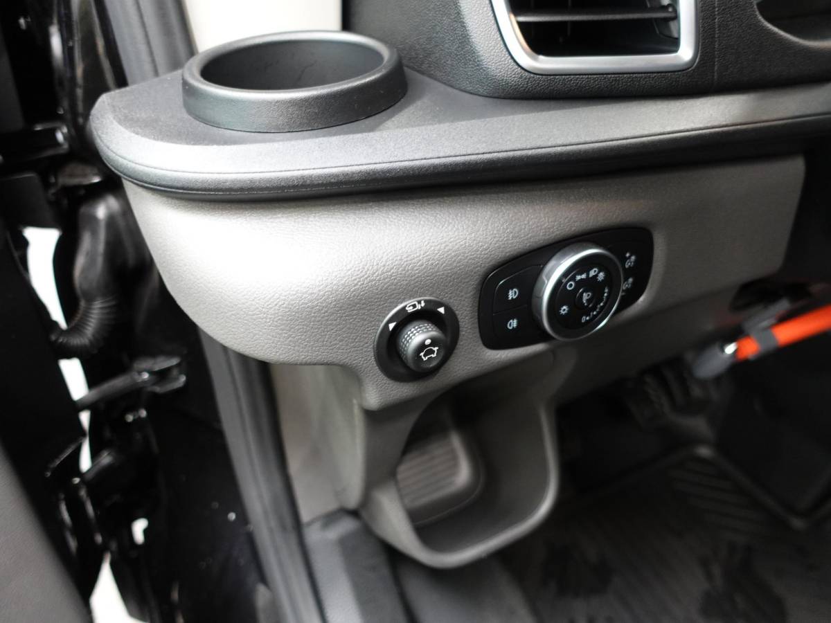 Ford Transit Ford Transit 310 2.0 TDCI L2H2 Trend Automaat Airco Bluetooth Camera  Cruise Control