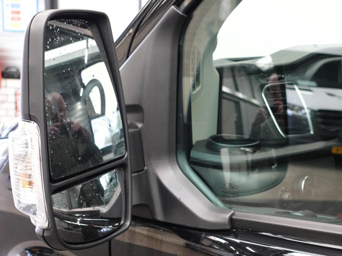 Ford Transit Ford Transit 310 2.0 TDCI L2H2 Trend Automaat Airco Bluetooth Camera  Cruise Control