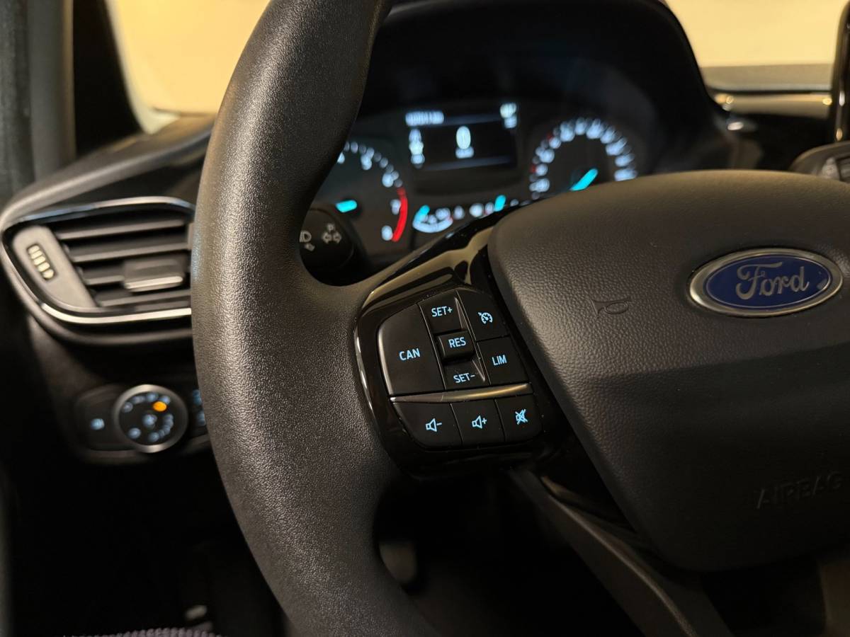 Ford Fiesta Ford Fiesta 1.1 *Carplay* 2de Eigenaar|Airco|Cruise|Lane-Assist|Navi|PDC|DAB|BT|NAP|Origineel NL