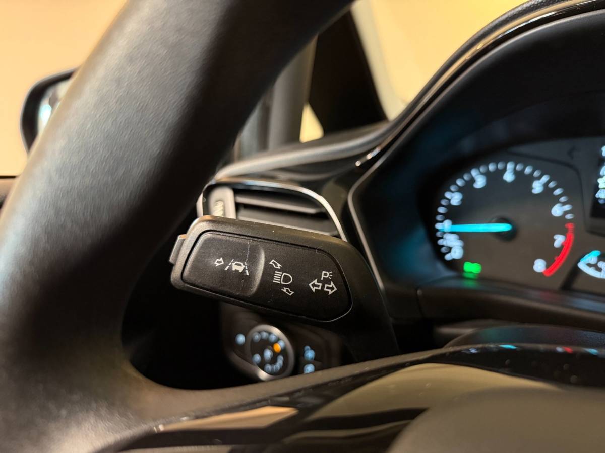 Ford Fiesta Ford Fiesta 1.1 *Carplay* 2de Eigenaar|Airco|Cruise|Lane-Assist|Navi|PDC|DAB|BT|NAP|Origineel NL