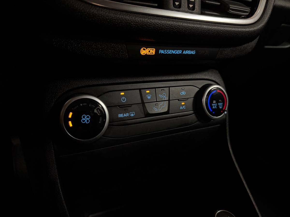 Ford Fiesta Ford Fiesta 1.1 *Carplay* 2de Eigenaar|Airco|Cruise|Lane-Assist|Navi|PDC|DAB|BT|NAP|Origineel NL