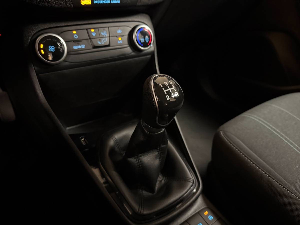 Ford Fiesta Ford Fiesta 1.1 *Carplay* 2de Eigenaar|Airco|Cruise|Lane-Assist|Navi|PDC|DAB|BT|NAP|Origineel NL