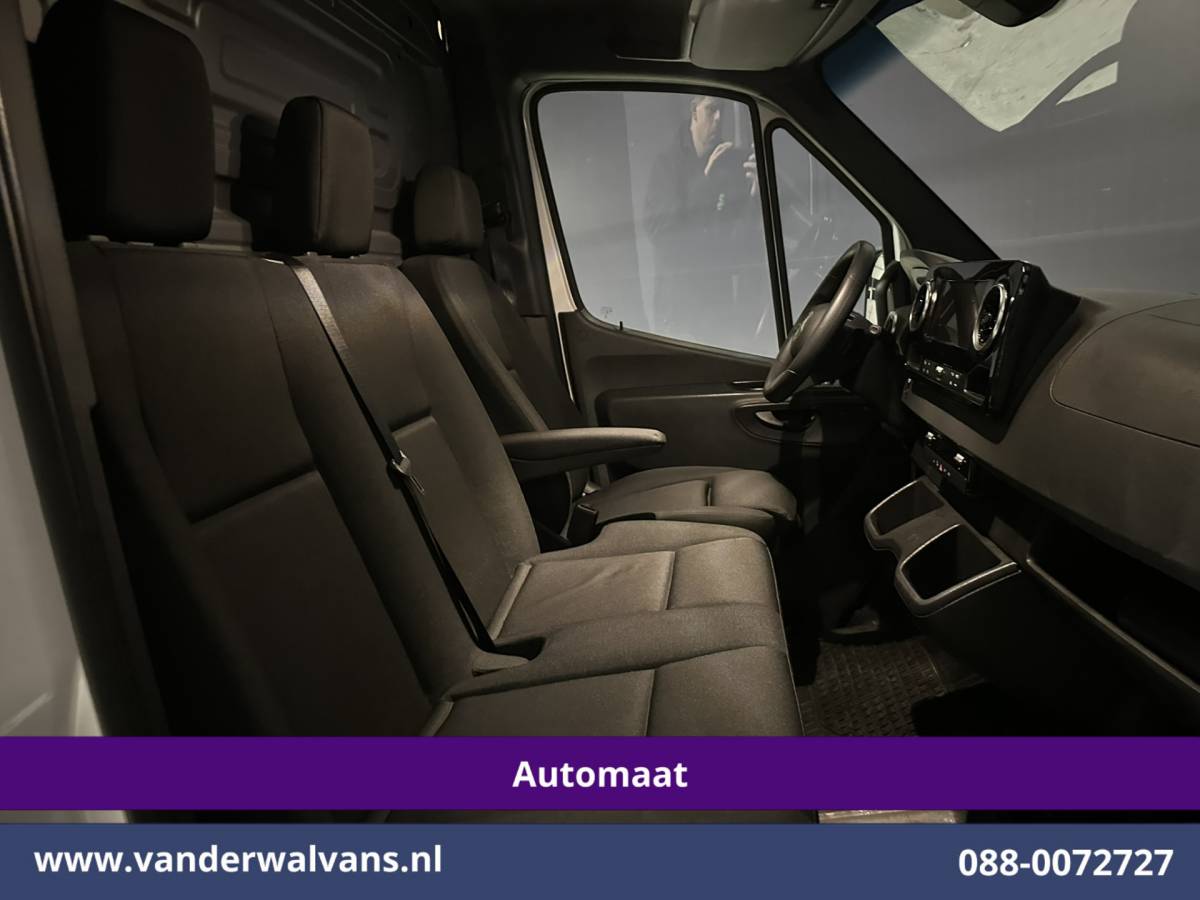 Mercedes-Benz Sprinter Mercedes-Benz Sprinter 317 CDI 170pk 9G-Tronic Automaat L2H2 Facelift Euro6 Airco | Camera | Navigatie | LED | Chauffeursstoel Cruisecontrol, Stoelverwarming, 270 Graden Achterdeuren, Parkeersensoren, Bijrijdersbank