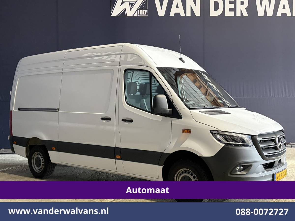 Mercedes-Benz Sprinter Mercedes-Benz Sprinter 317 CDI 170pk 9G-Tronic Automaat L2H2 Facelift Euro6 Airco | Camera | Navigatie | LED | Chauffeursstoel Cruisecontrol, Stoelverwarming, 270 Graden Achterdeuren, Parkeersensoren, Bijrijdersbank