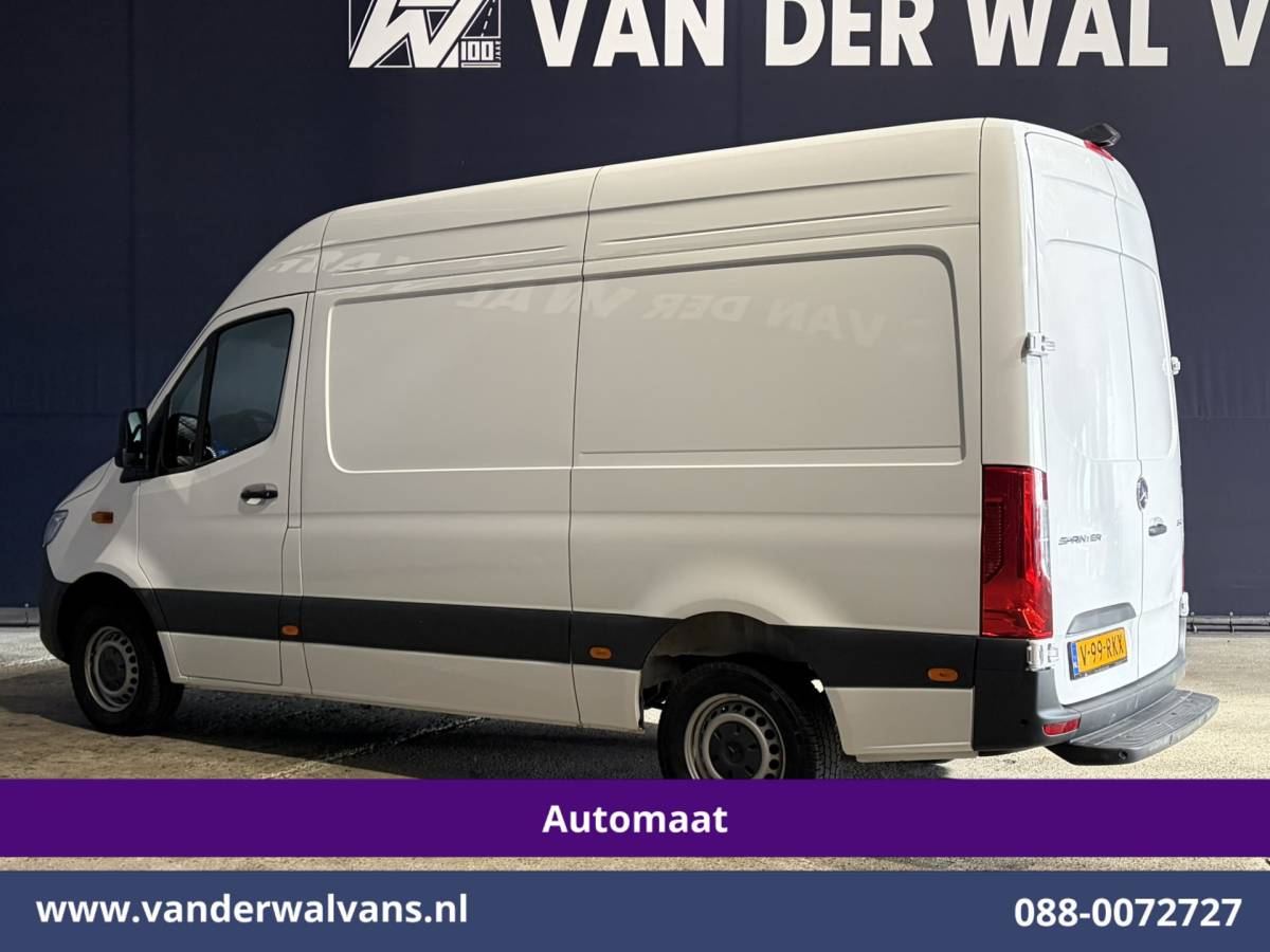 Mercedes-Benz Sprinter Mercedes-Benz Sprinter 317 CDI 170pk 9G-Tronic Automaat L2H2 Facelift Euro6 Airco | Camera | Navigatie | LED | Chauffeursstoel Cruisecontrol, Stoelverwarming, 270 Graden Achterdeuren, Parkeersensoren, Bijrijdersbank