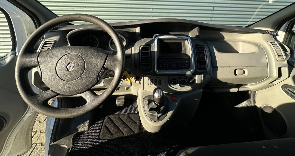Renault Trafic Renault Trafic 2.0 dCi T29 L2H1 Airco|Navi|Cruise