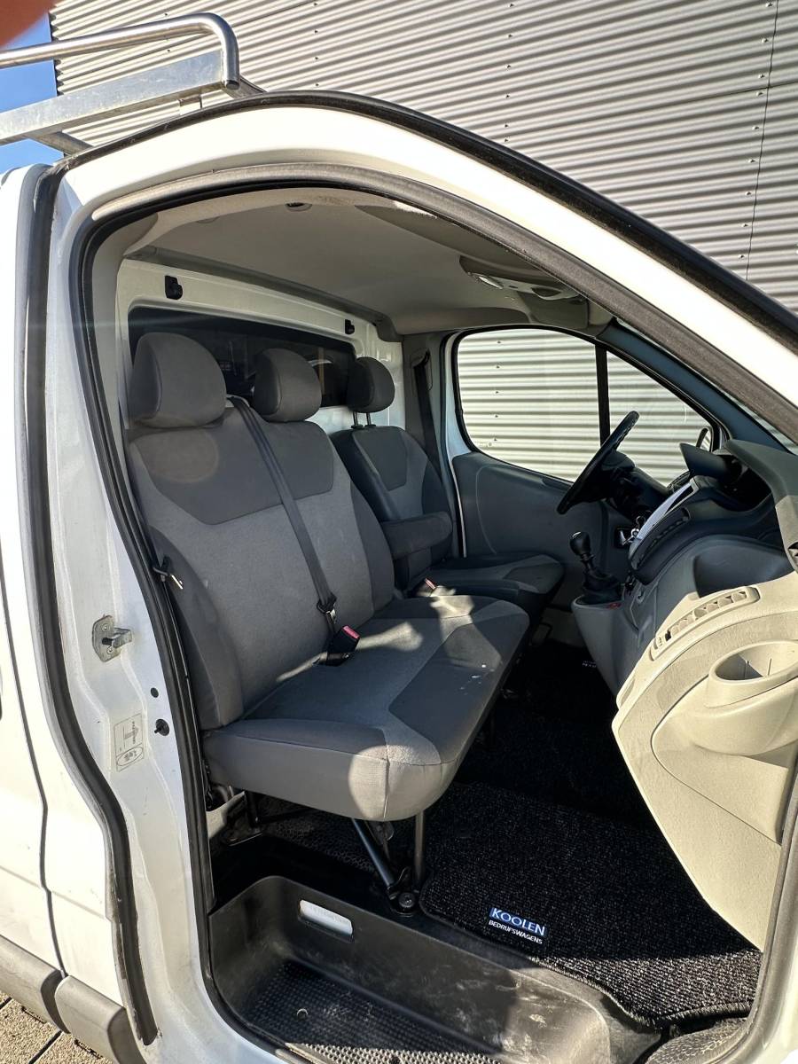 Renault Trafic Renault Trafic 2.0 dCi T29 L2H1 Airco|Navi|Cruise