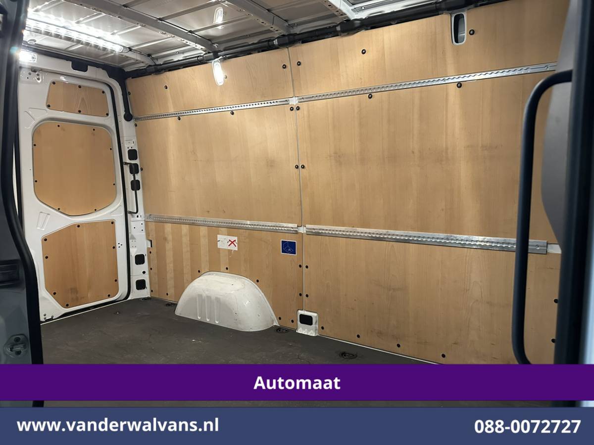 Mercedes-Benz Sprinter Mercedes-Benz Sprinter 317 CDI 170pk 9G-Tronic Automaat L2H2 Facelift Euro6 Airco | Camera | Navigatie | LED | Chauffeursstoel Cruisecontrol, Stoelverwarming, 270 Graden Achterdeuren, Parkeersensoren, Bijrijdersbank