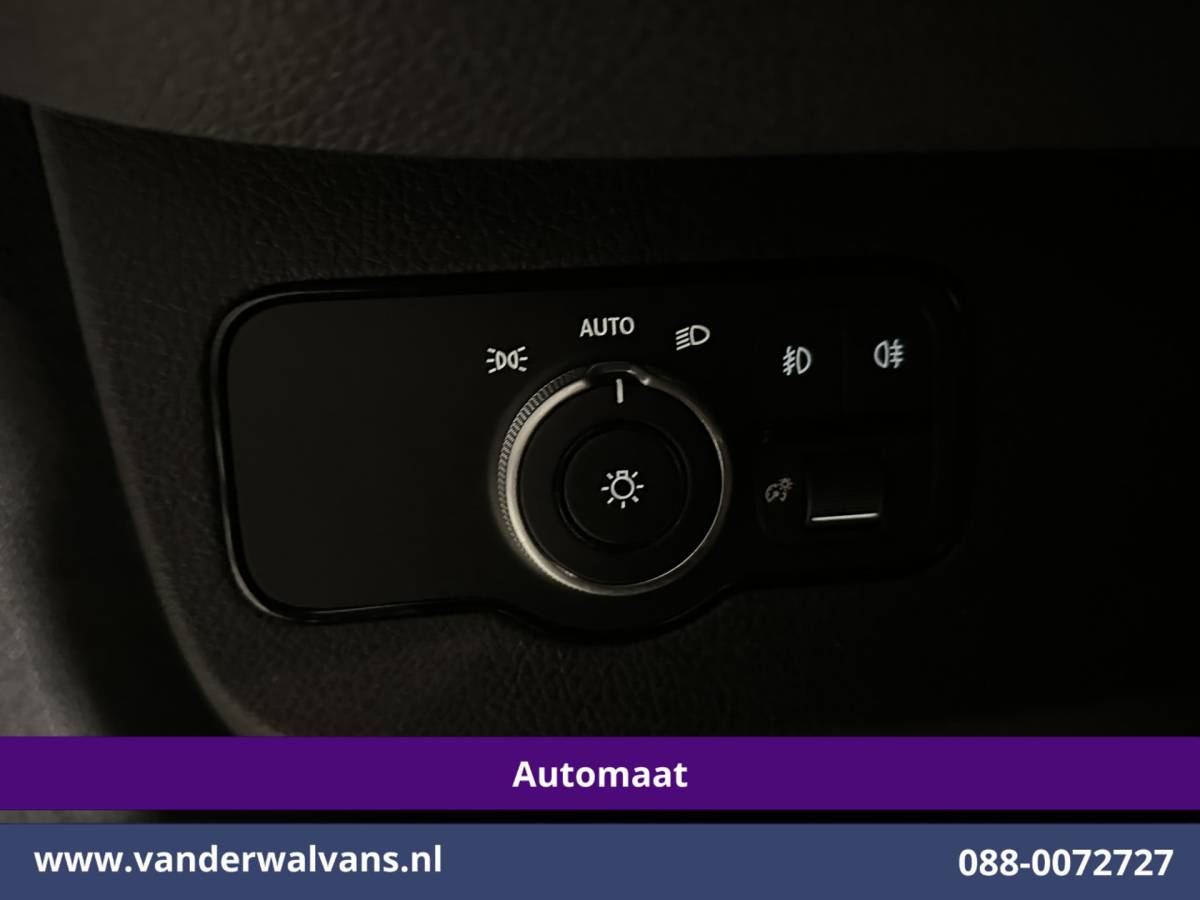 Mercedes-Benz Sprinter Mercedes-Benz Sprinter 317 CDI 170pk 9G-Tronic Automaat L2H2 Facelift Euro6 Airco | Camera | Navigatie | LED | Chauffeursstoel Cruisecontrol, Stoelverwarming, 270 Graden Achterdeuren, Parkeersensoren, Bijrijdersbank