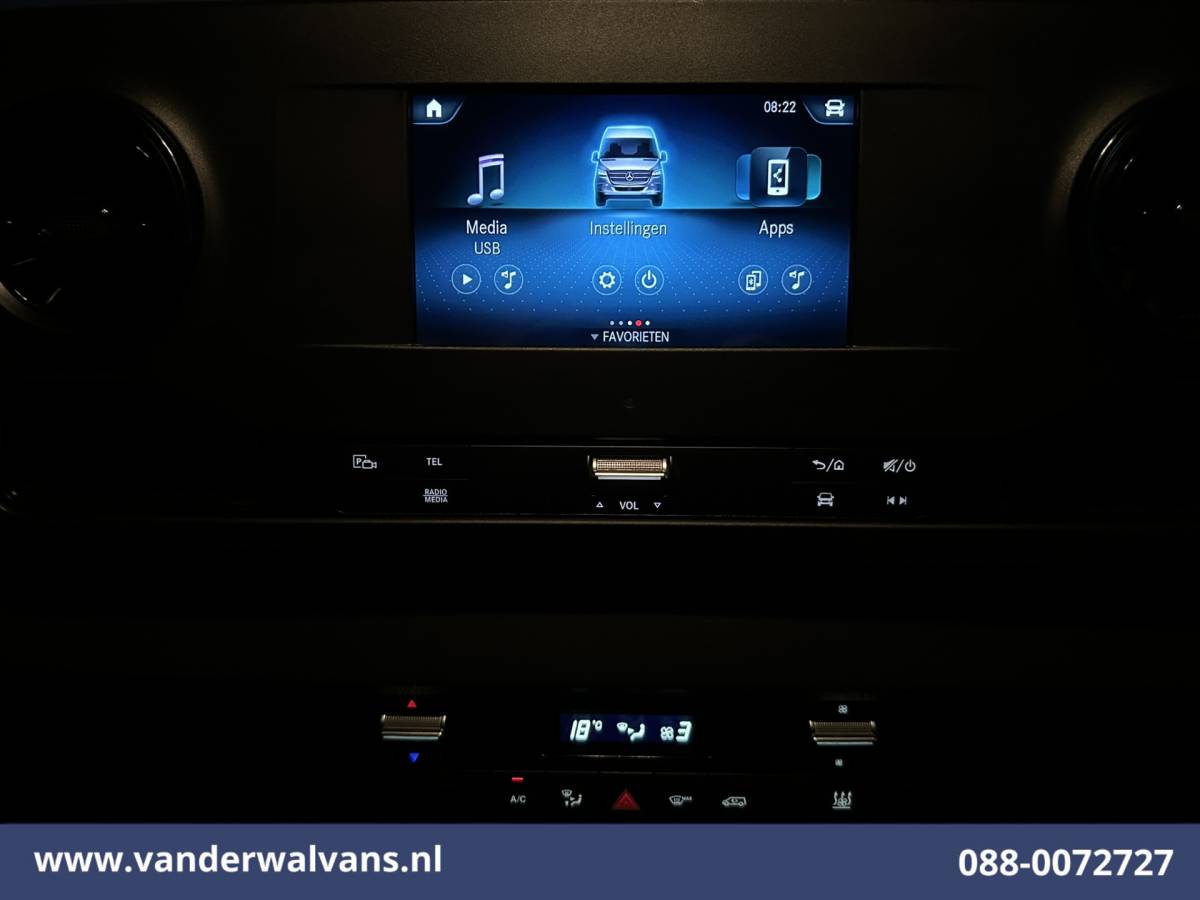 Mercedes-Benz Sprinter Mercedes-Benz Sprinter 317 CDI 170pk 3500kg Trekhaak L2H2 Euro6 Airco | Camera | Cruisecontrol Parkeersensoren, 270 Graden Achterdeuren, Bijrijdersbank, tachograaf