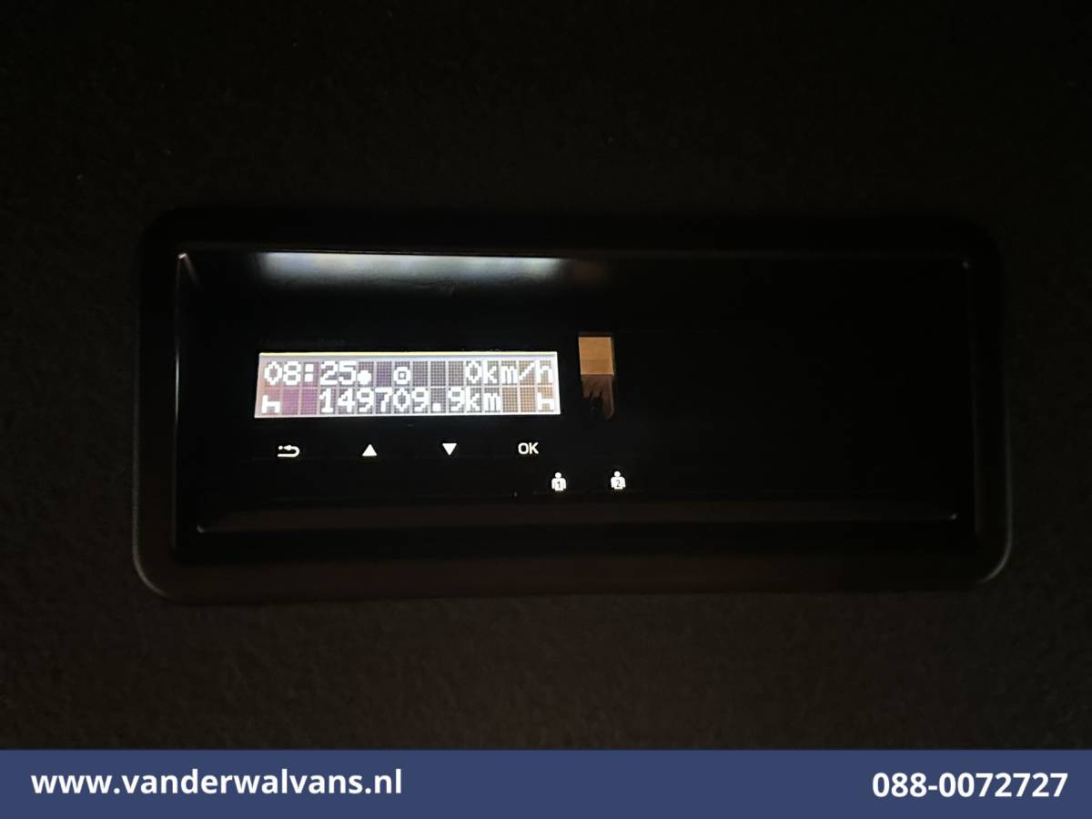 Mercedes-Benz Sprinter Mercedes-Benz Sprinter 317 CDI 170pk 3500kg Trekhaak L2H2 Euro6 Airco | Camera | Cruisecontrol Parkeersensoren, 270 Graden Achterdeuren, Bijrijdersbank, tachograaf