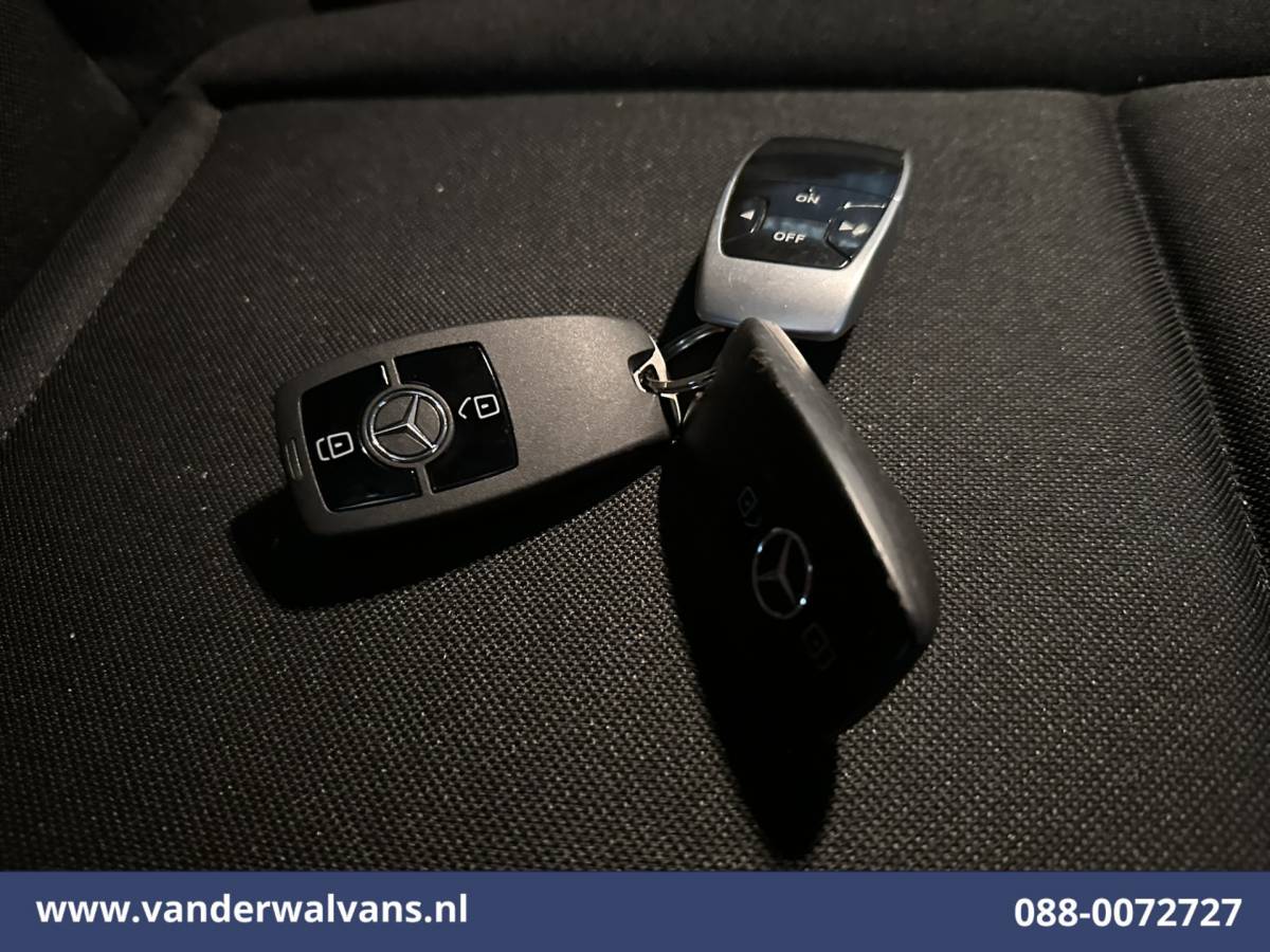 Mercedes-Benz Sprinter Mercedes-Benz Sprinter 317 CDI 170pk 3500kg Trekhaak L2H2 Euro6 Airco | Camera | Cruisecontrol Parkeersensoren, 270 Graden Achterdeuren, Bijrijdersbank, tachograaf