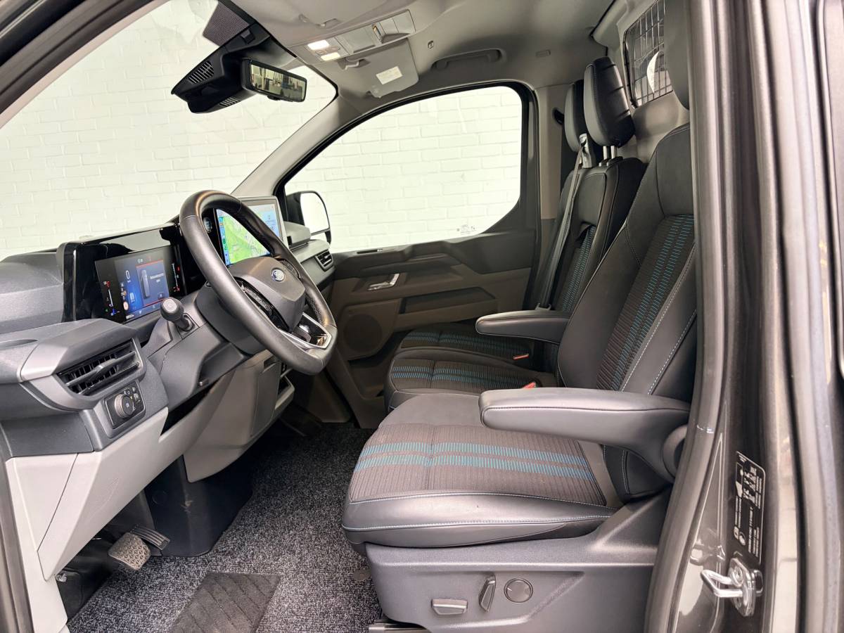 Ford Transit Custom Ford TRANSIT CUSTOM Automaat Sport AWD 4×4 320 2.0 TDCI 170pk L1H1 2xElek.Schuifdeur, Trekhaak, NEDERLANDSE BUS! 1STE EIGENAAR!