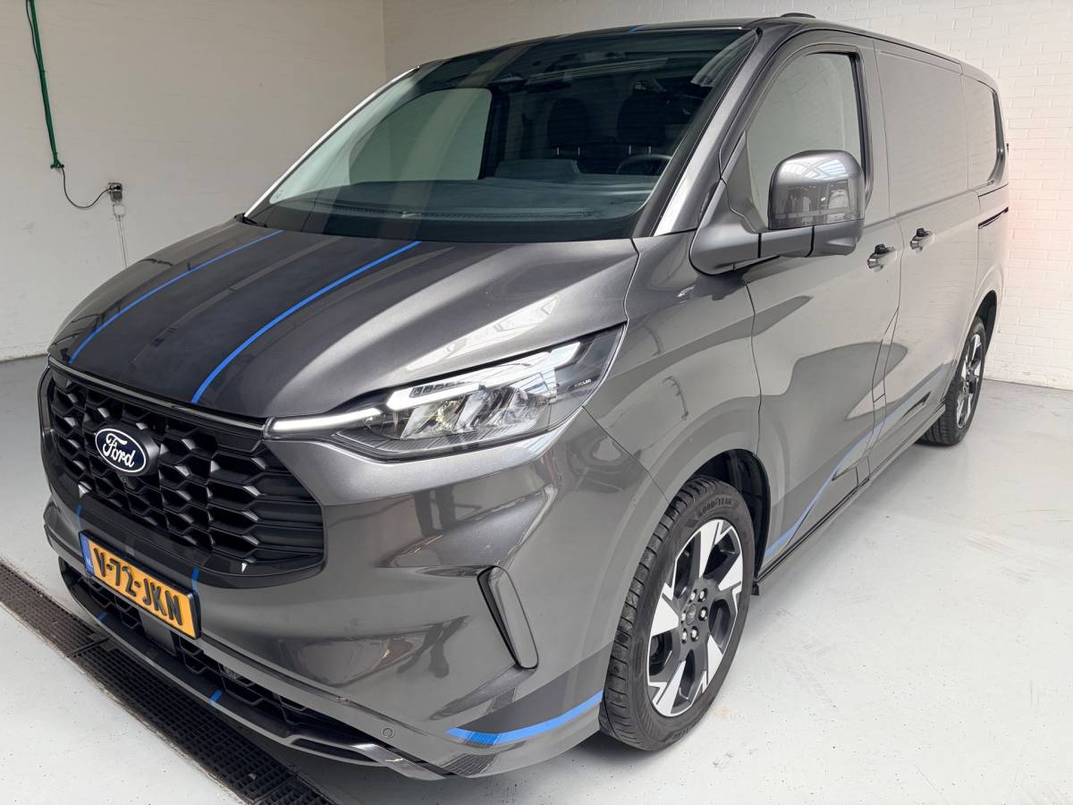 Ford Transit Custom Ford TRANSIT CUSTOM Automaat Sport AWD 4×4 320 2.0 TDCI 170pk L1H1 2xElek.Schuifdeur, Trekhaak, NEDERLANDSE BUS! 1STE EIGENAAR!
