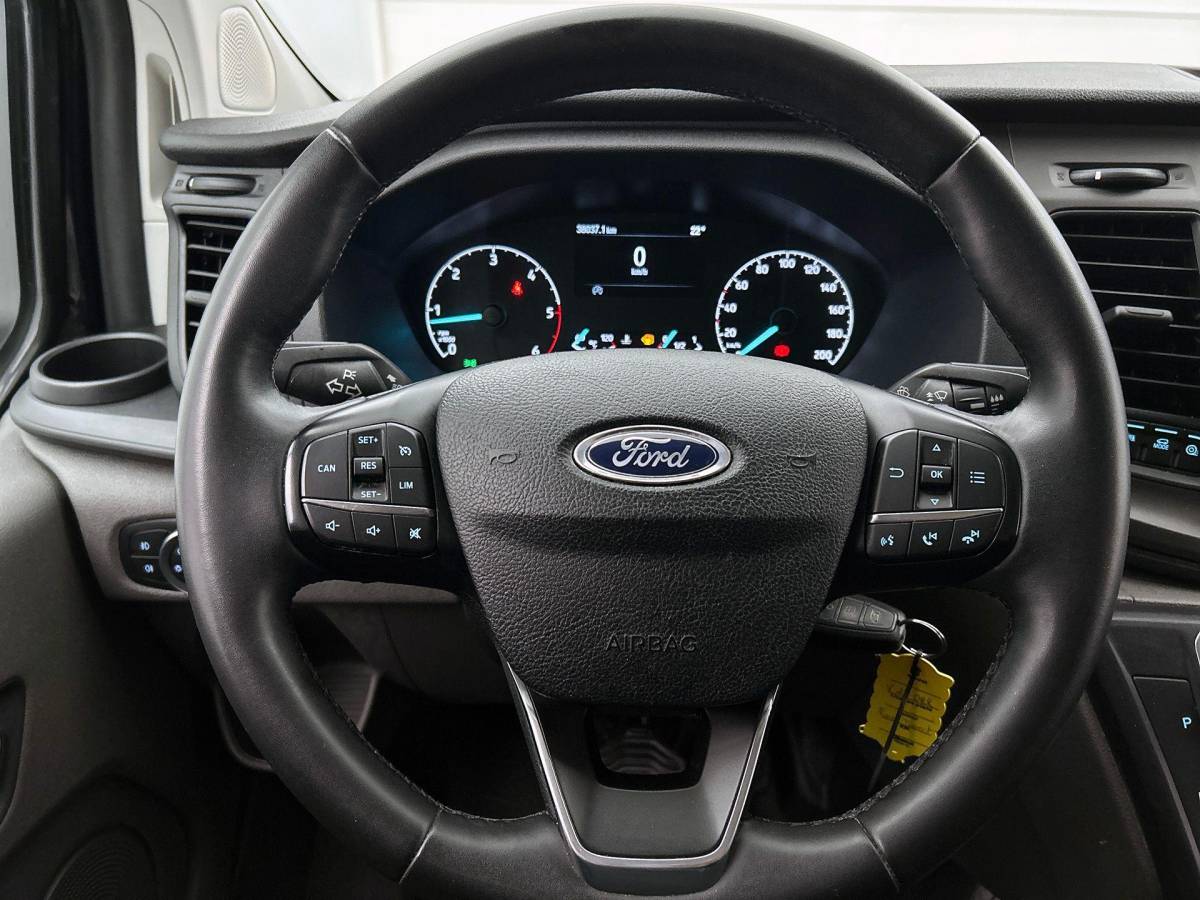 Ford Transit Custom Ford Transit Custom 130pk Automaat L2H1 Trend Navigatie Camera Apple Carplay Trekhaak Cruise control Airco