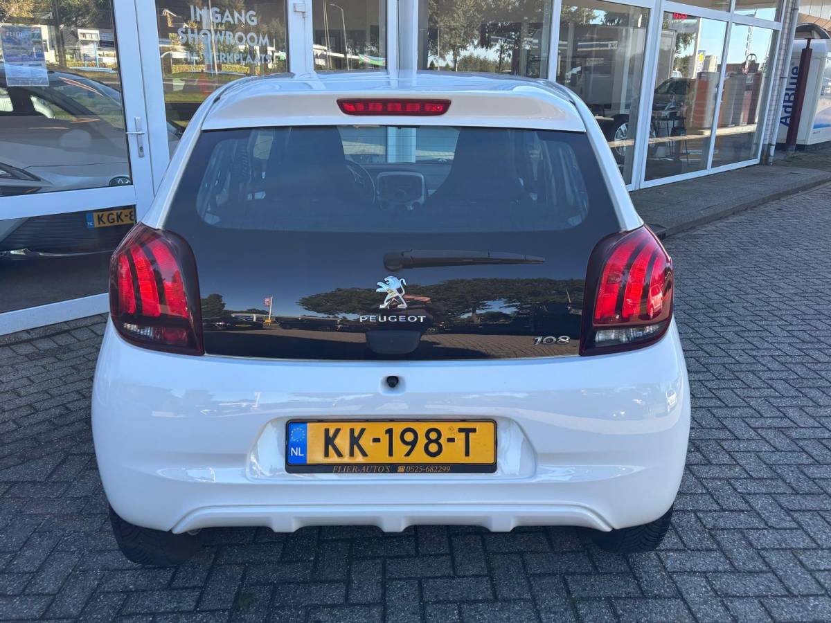 Peugeot 108 Peugeot 108 1.0 70PK e-VTi Active Pack Premium —VERKOCHT—