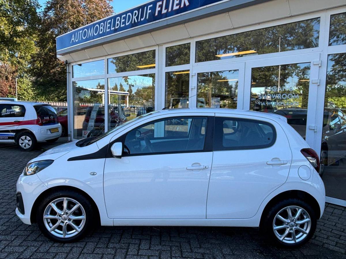 Peugeot 108 Peugeot 108 1.0 70PK e-VTi Active Pack Premium —VERKOCHT—
