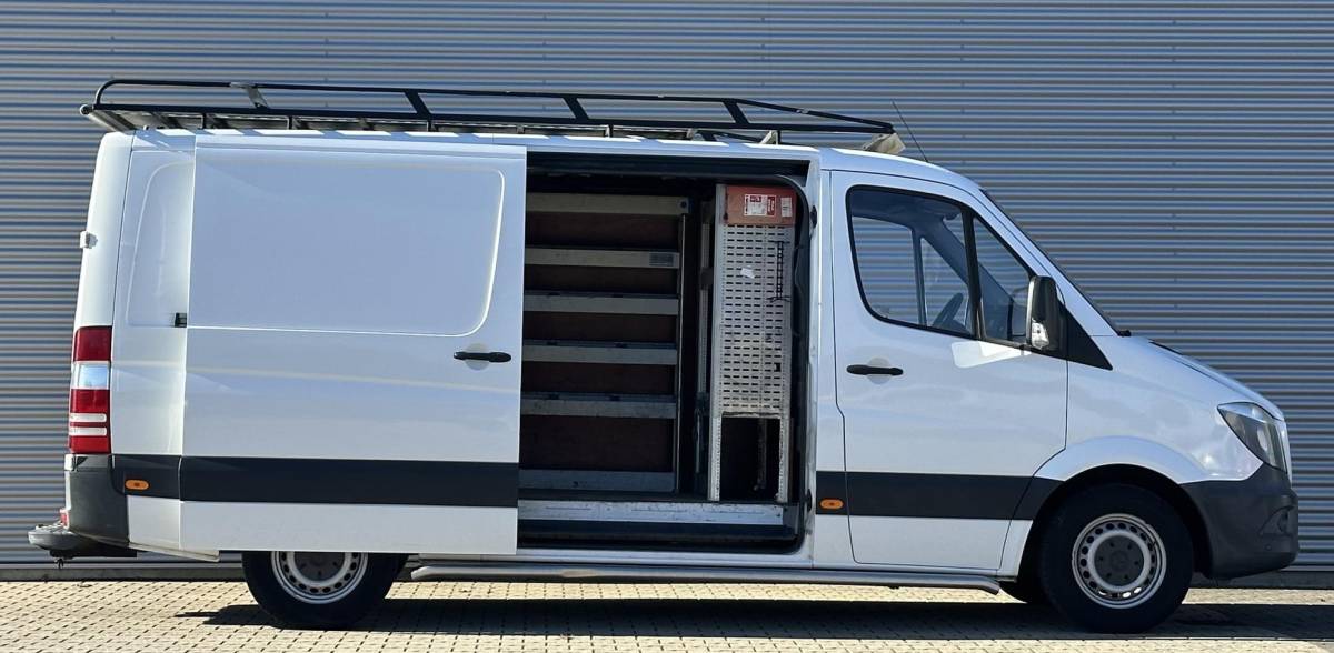 Mercedes-Benz Sprinter Mercedes-Benz Sprinter 316 2.2 CDI 366 L2H1 automaat 3500kg trekhaak
