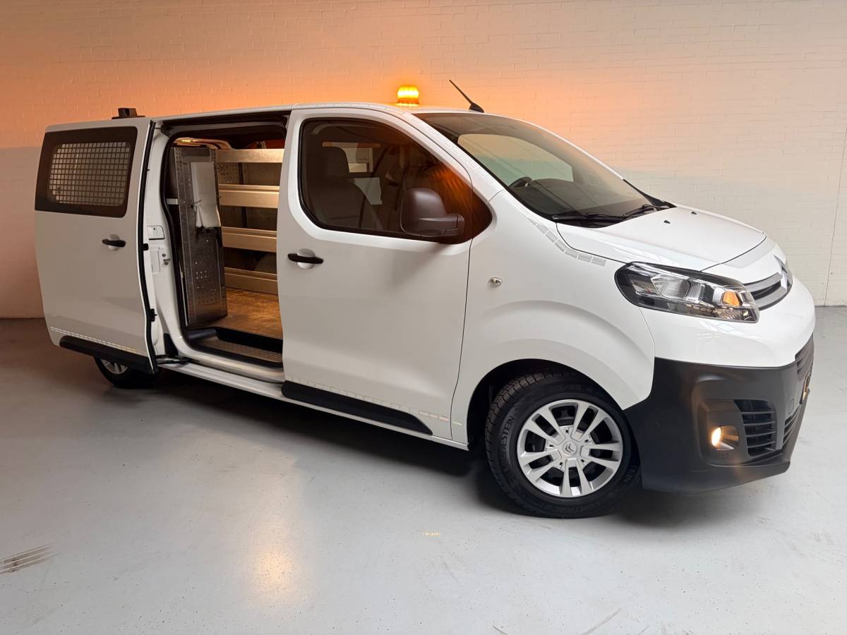 Citroën Jumpy Citroen Jumpy Servicewagen 1.6 BlueHDI 95pk euro6 L2H1 V230 omvormer BOTT inrichting Standkachel Trekhaak 2000KG, RIJKLAARPRIJS!