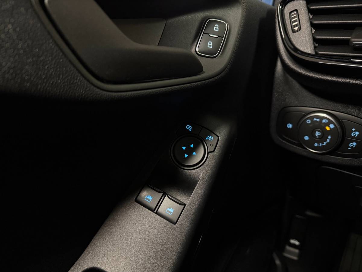 Ford Fiesta Ford Fiesta 1.0 EcoBoost Connected *Dealer OH/2de Eigenaar* Stoel/Stuurverw.|Carplay|Lane-Assist|DAB|BT|PDC|NAP|Incl.BTW!