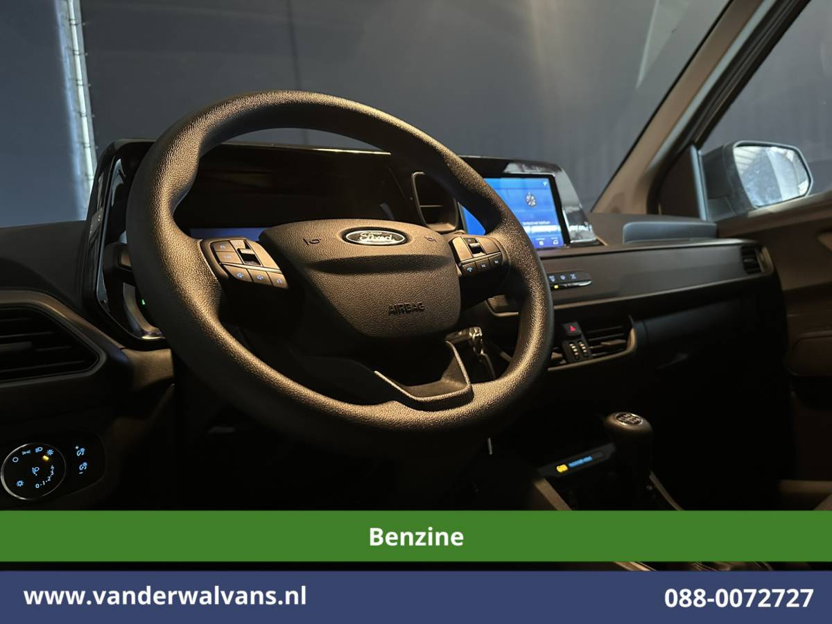 Ford Transit Courier Ford Transit Courier 1.0 Trend 101pk Benzine L1H1 Euro6 Airco | Apple Carplay | Cruisecontrol | Parkeersensoren Android Auto, Verwarmbare Spiegels