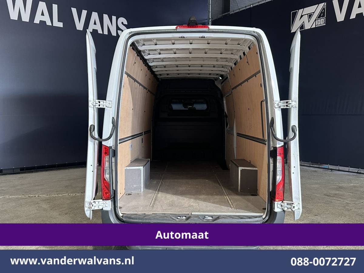 Mercedes-Benz Sprinter Mercedes-Benz Sprinter 317 CDI 170pk 9G-Tronic Automaat L3H2 Euro6 Airco | Camera | Navigatie | Apple Carplay Cruisecontrol, Chauffeursstoel, Android Auto, Stoelverwarming, 270 Graden Achterdeuren, Parkeersensoren, Bijrijdersbank