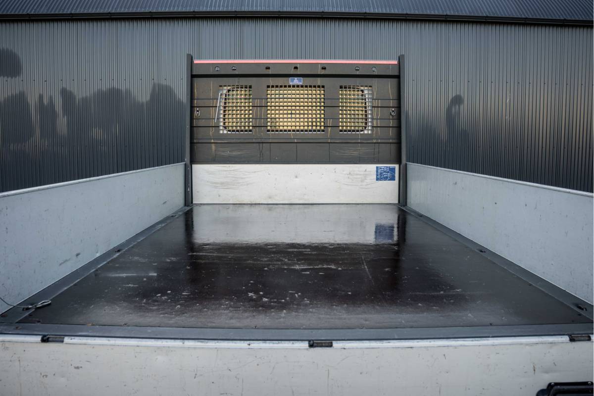 Iveco  Iveco 35S14 | 3-Zits | 1e Eigenaar | 3.5T Trekgewicht | Cruise | Navi | open laadbak 3.42M | Climatronic