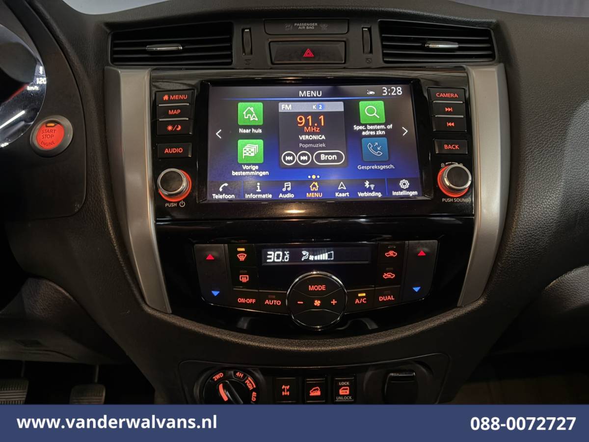 Nissan Navara Nissan Navara 2.3 dCi 164pk 4×4 Aandrijving Euro6 Airco | 3500kg trekhaak | Camera | Cruisecontrol | LM Velgen | Navigatie,