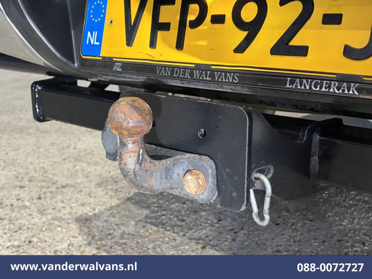 Nissan Navara Nissan Navara 2.3 dCi 164pk 4×4 Aandrijving Euro6 Airco | 3500kg trekhaak | Camera | Cruisecontrol | LM Velgen | Navigatie,