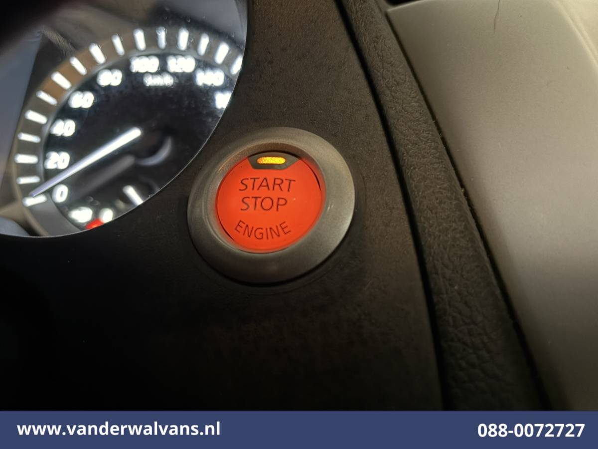 Nissan Navara Nissan Navara 2.3 dCi 164pk 4×4 Aandrijving Euro6 Airco | 3500kg trekhaak | Camera | Cruisecontrol | LM Velgen | Navigatie,