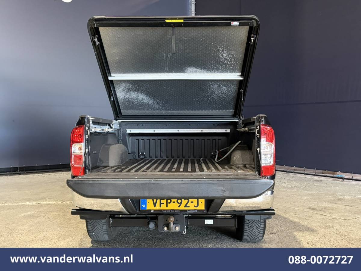 Nissan Navara Nissan Navara 2.3 dCi 164pk 4×4 Aandrijving Euro6 Airco | 3500kg trekhaak | Camera | Cruisecontrol | LM Velgen | Navigatie,