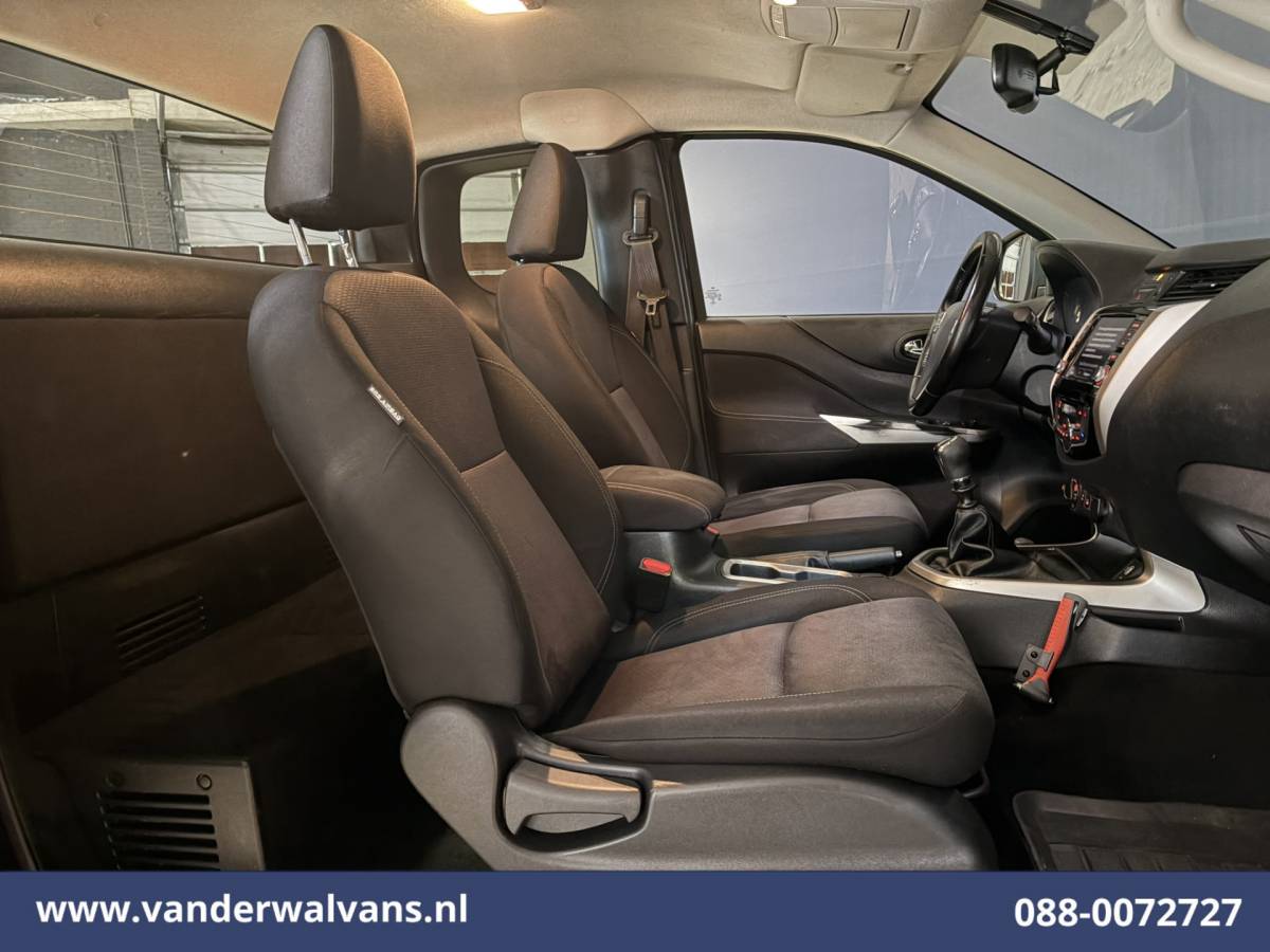 Nissan Navara Nissan Navara 2.3 dCi 164pk 4×4 Aandrijving Euro6 Airco | 3500kg trekhaak | Camera | Cruisecontrol | LM Velgen | Navigatie,