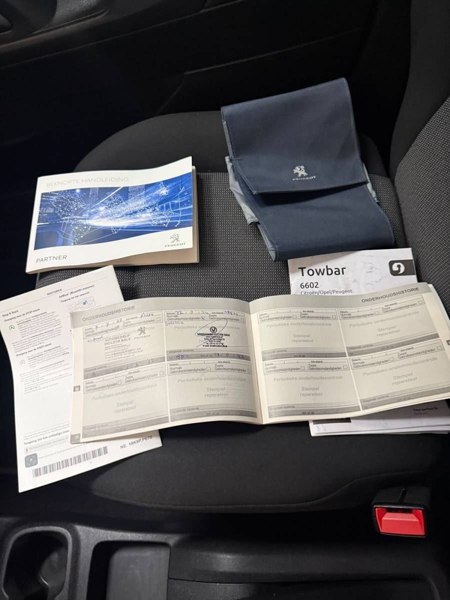 Peugeot Partner Peugeot Partner 1.6 BlueHDI Pro | Airco | Trekhaak | Marge
