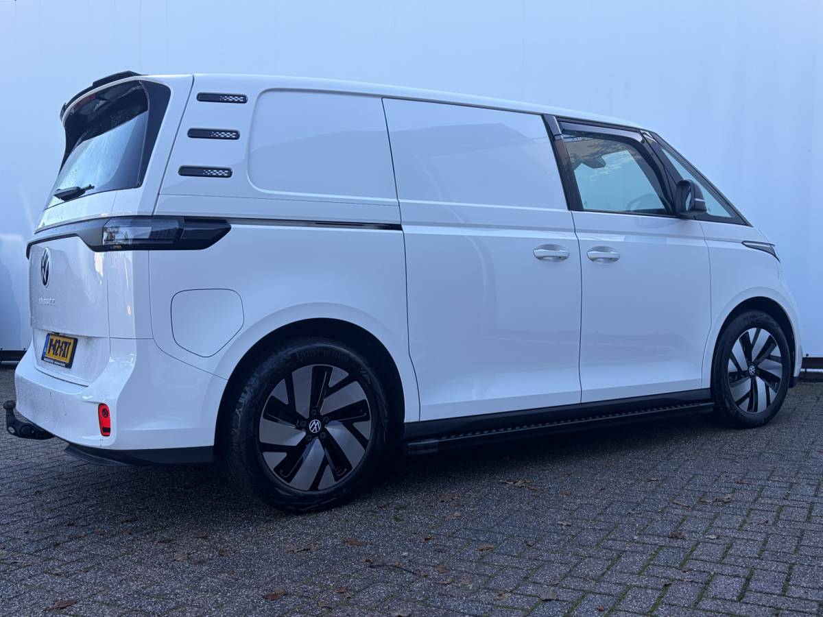 Volkswagen ID. Buzz Cargo Volkswagen 3-Pers ID. Buzz Cargo 77kWh Trekhaak Adap.Cruise Carplay Camera Orig.NL 1998KM!