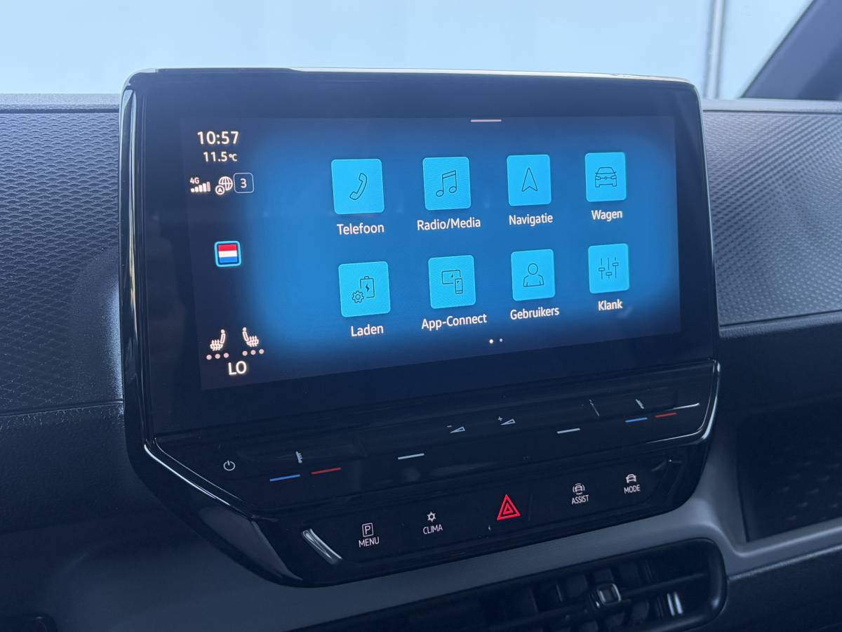 Volkswagen ID. Buzz Cargo Volkswagen 3-Pers ID. Buzz Cargo 77kWh Trekhaak Adap.Cruise Carplay Camera Orig.NL 1998KM!