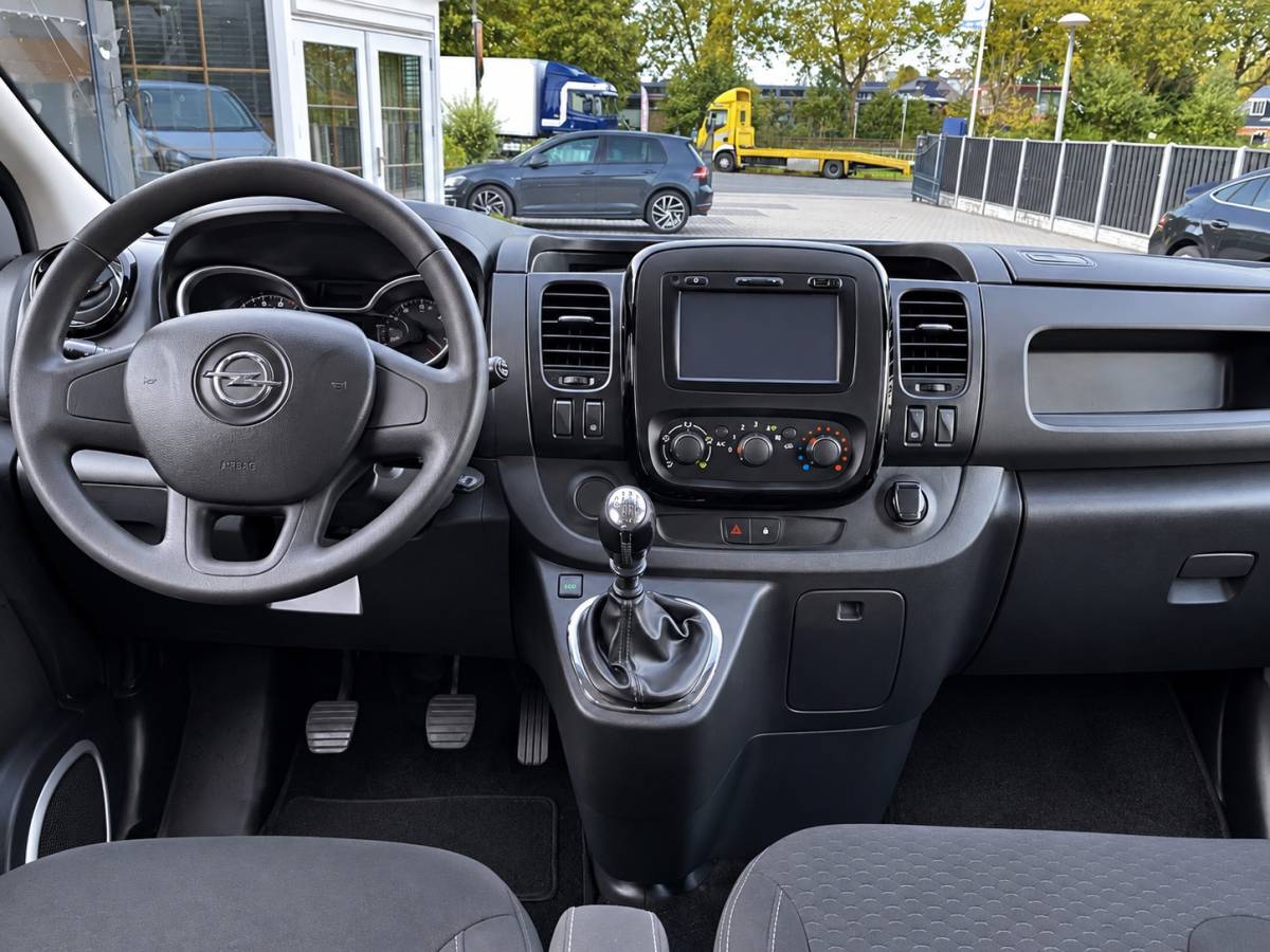 Opel Vivaro Opel Vivaro 1.6 CDTI L2H1 BI TURBO DUBBELE CABINE NIEUWSTAAT NAVI PDC AIRCO ELEKTR PAKKET