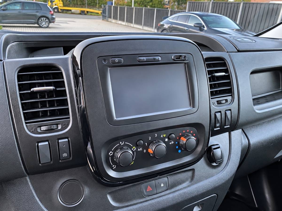 Opel Vivaro Opel Vivaro 1.6 CDTI L2H1 BI TURBO DUBBELE CABINE NIEUWSTAAT NAVI PDC AIRCO ELEKTR PAKKET