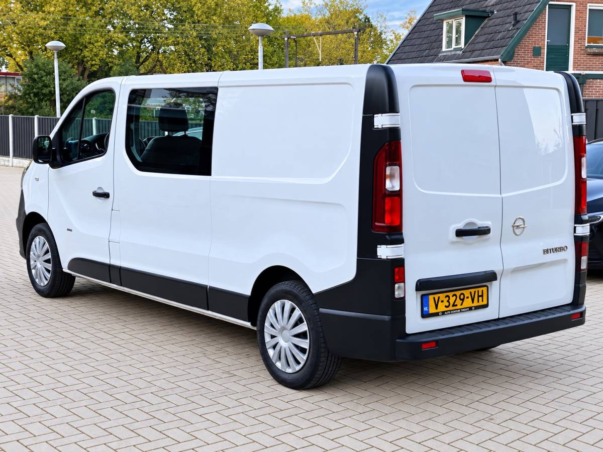 Opel Vivaro Opel Vivaro 1.6 CDTI L2H1 BI TURBO DUBBELE CABINE NIEUWSTAAT NAVI PDC AIRCO ELEKTR PAKKET