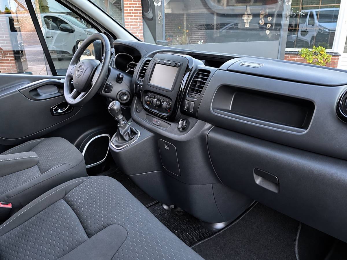 Opel Vivaro Opel Vivaro 1.6 CDTI L2H1 BI TURBO DUBBELE CABINE NIEUWSTAAT NAVI PDC AIRCO ELEKTR PAKKET