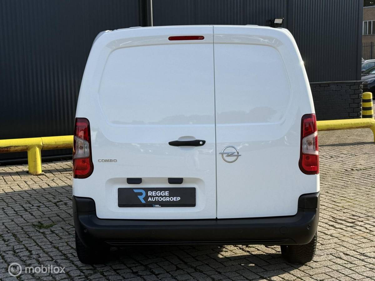 Opel Combo Opel Combo 1.2 Turbo L1H1 Edition AIRCO | PDC | TOPSTAAT