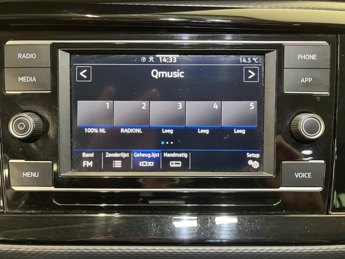 Volkswagen Transporter Volkswagen Transporter 2.0 TDI L2H1 Dubbele Cabine Highline Automaat Airco Cruise Control Apple Carplay/Android Auto Trekhaak Parkeersensoren