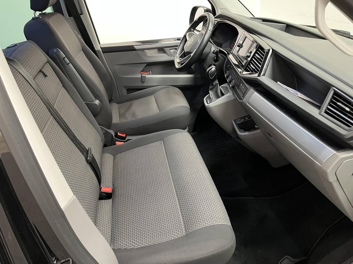 Volkswagen Transporter Volkswagen Transporter 2.0 TDI L2H1 Dubbele Cabine Highline Automaat Airco Cruise Control Apple Carplay/Android Auto Trekhaak Parkeersensoren
