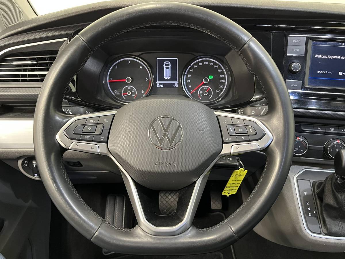 Volkswagen Transporter Volkswagen Transporter 2.0 TDI L2H1 Dubbele Cabine Highline Automaat Airco Cruise Control Apple Carplay/Android Auto Trekhaak Parkeersensoren