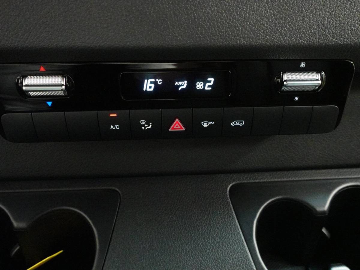 Mercedes-Benz Sprinter Mercedes-Benz Sprinter 315 1.9 CDI L3 Automaat Airco Cruise Control Navigatie