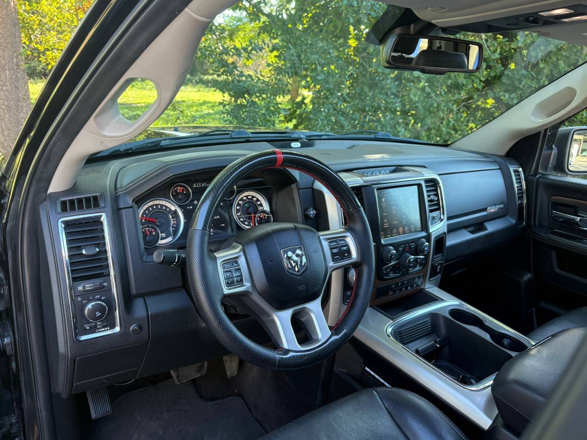 Dodge Ram 1500 Dodge Ram 1500 5.7 V8 Quad Cab 6’4|401PK|NAP|Automaat|trekhaak 3500KG|schuif/- kanteldak|stoelkoeling|Stuur- stuurverwarming|cruis