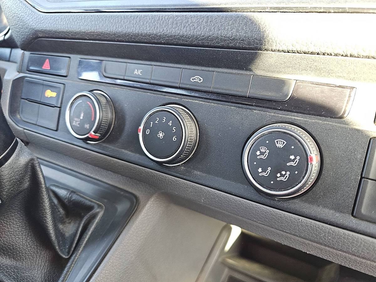 Volkswagen Crafter VOLKSWAGEN CRAFTER 35 2.0 l4h3 dubbele cabine!